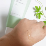 فوم شستشو چای سبز راند اراند مدل Greentea Moisture حجم 200 میلی