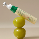 سرم دور چشم ضد چروک و روشن کننده کلاژن اکسیس وای مدل Vegan Collagen حجم 10 میلی
